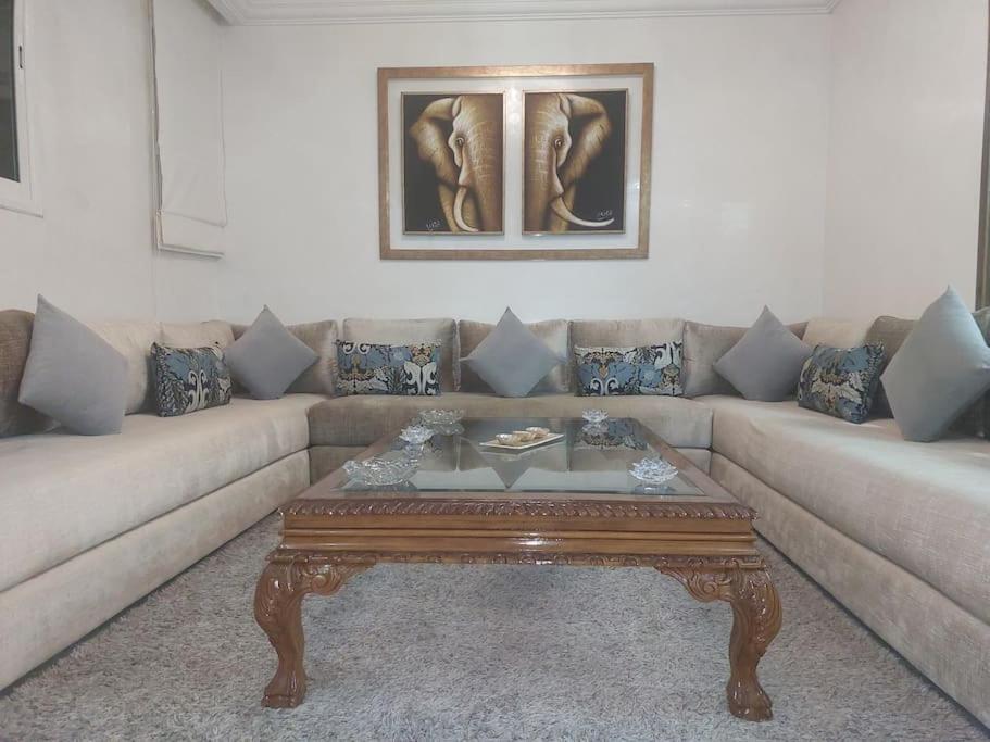 Apartamento 2 2 Salons Sans Vis-a-vis Casablanca